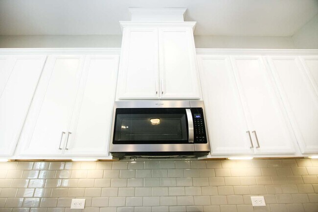 Building Photo - 3152 Anstey Ln