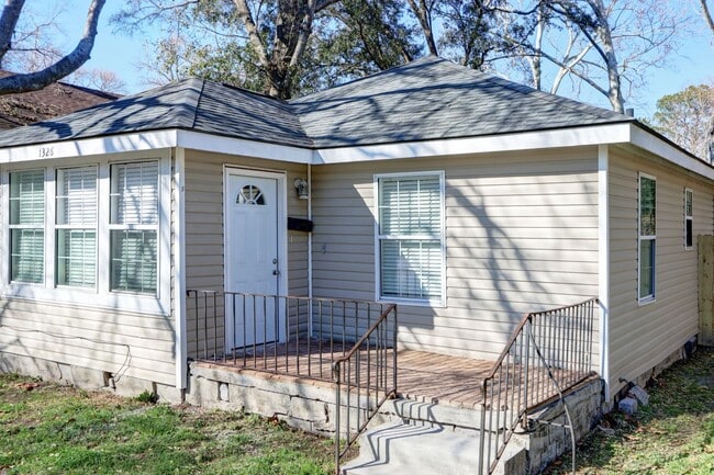 Building Photo - Renovated Single Family - Three Bedroom, Two Bathroom