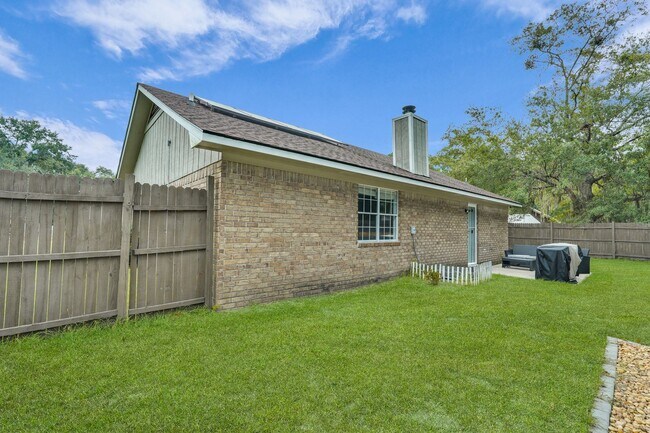 Building Photo - Charming 3-bedroom, 2-Bath Home on a Quiet Cul-de-Sac in Hinesville