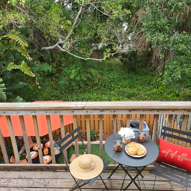 Building Photo - 8761 Ilex Ct