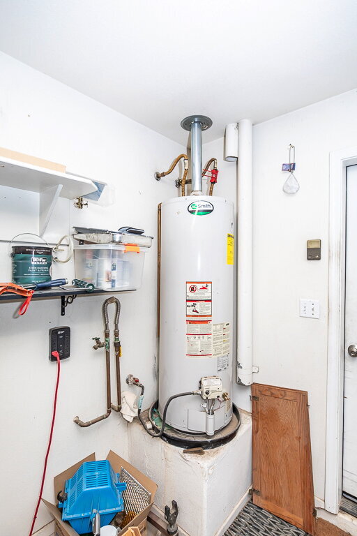 Building Photo - "3-Bedroom, 2-Bathroom Solar Home with a Pool in Mesa Del Sol!"