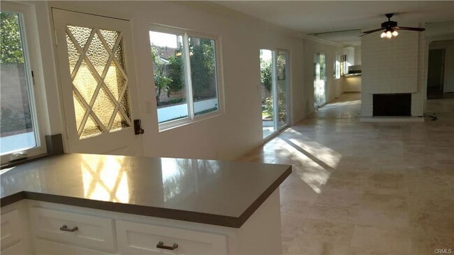 Building Photo - 29486 Vista Plaza Dr