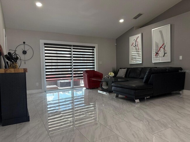 Building Photo - 4706 Doral Pointe Dr