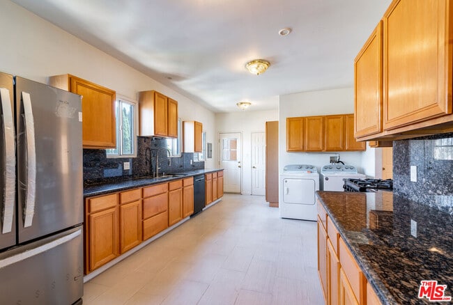 Building Photo - 8002 4th St