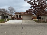 Building Photo - Great 3 Bedroom, 2 Bathroom, 1615 sqft. Ra...