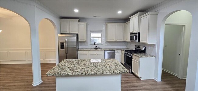 Building Photo - 1171 Gateview Dr SW