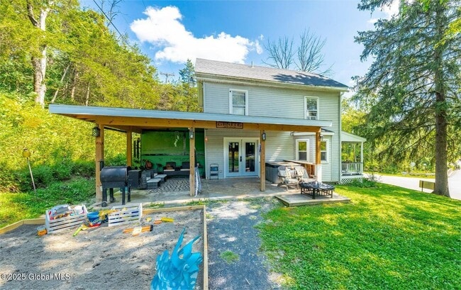 Building Photo - 418 W Ghent Rd