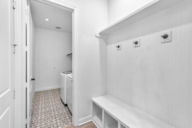 Building Photo - 19006 Sam Bass Ct