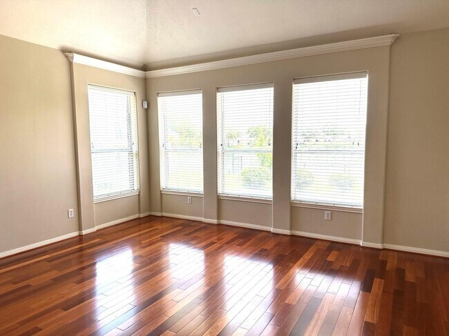 Building Photo - 6811 Sable River Ct