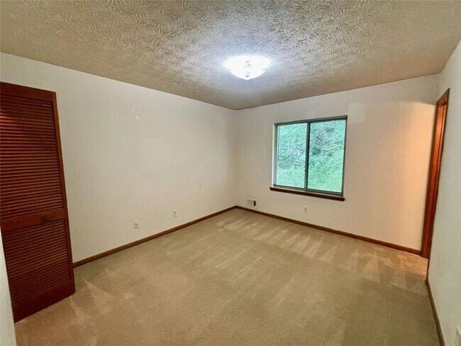 Building Photo - 358 Bradley Woods Ct NW