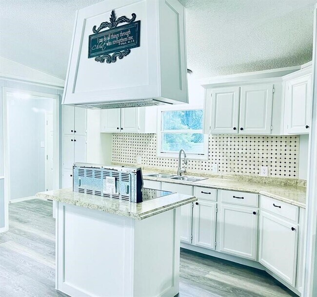 Building Photo - 23534 Charterwood Dr