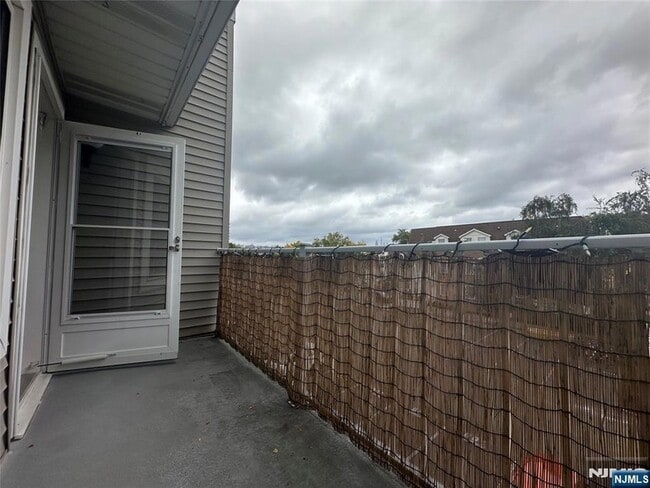 Building Photo - 38 Garden Pl