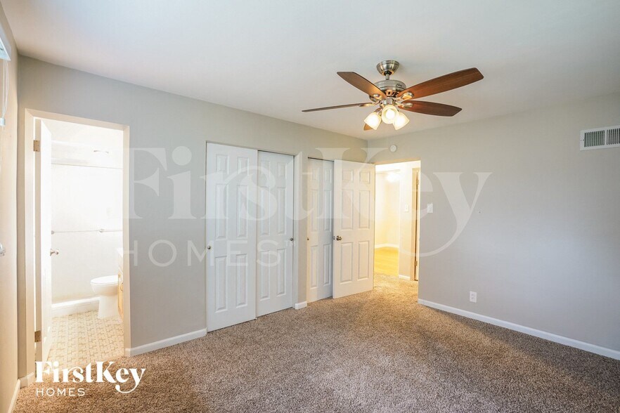 Building Photo - 8979 Sappington Rd