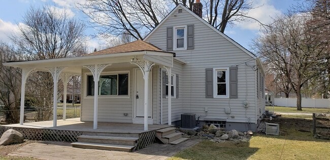 Building Photo - 1820 Belton St