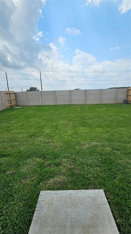 Building Photo - 6523 Water Oak Grn Ln