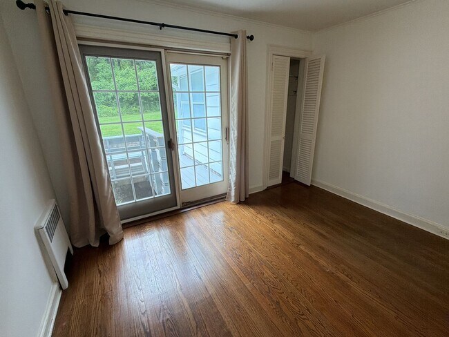 Building Photo - Six Raven Way LLC