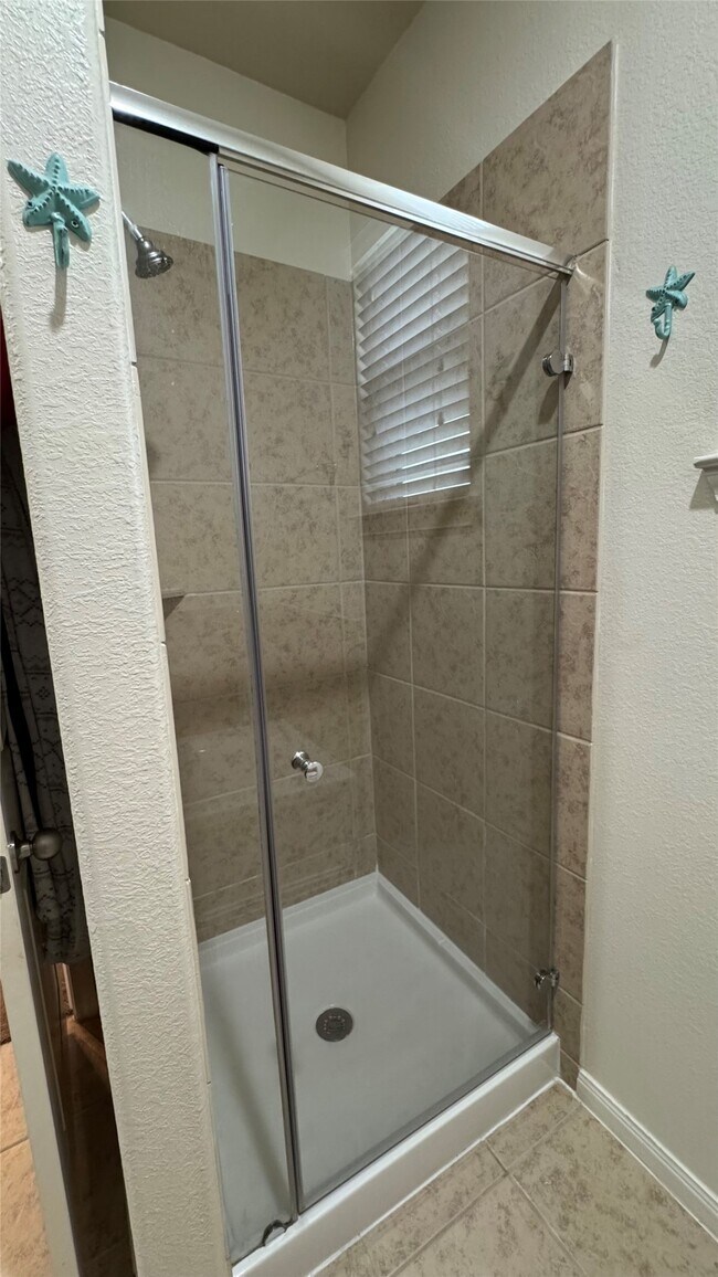 Building Photo - 9611 Tipton Sands Dr