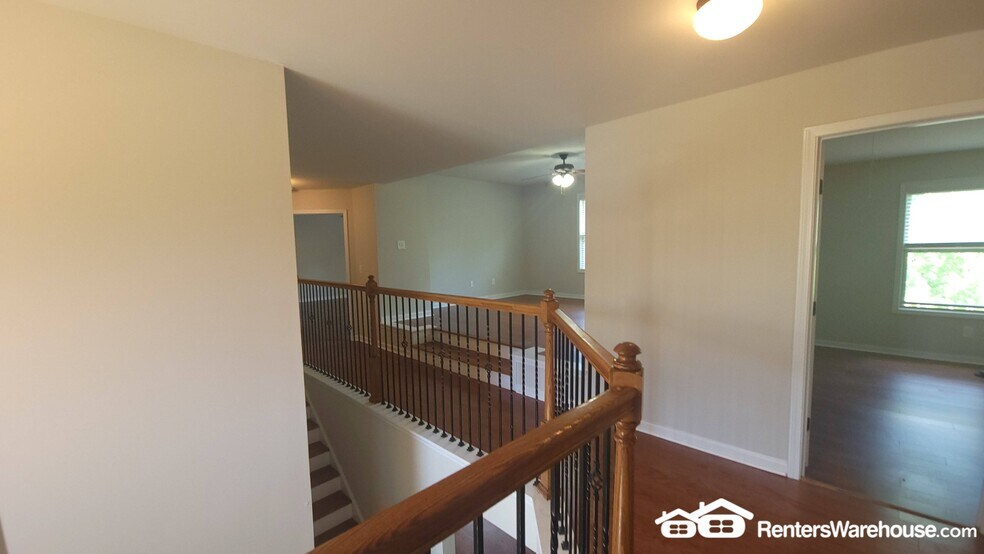 Building Photo - 2851 Summit Valley Dr
