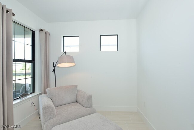 Building Photo - 1904 Sierra Ct