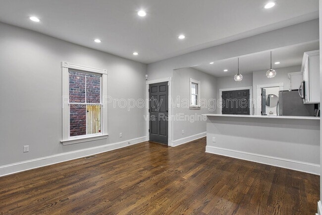 Building Photo - 2702 P St