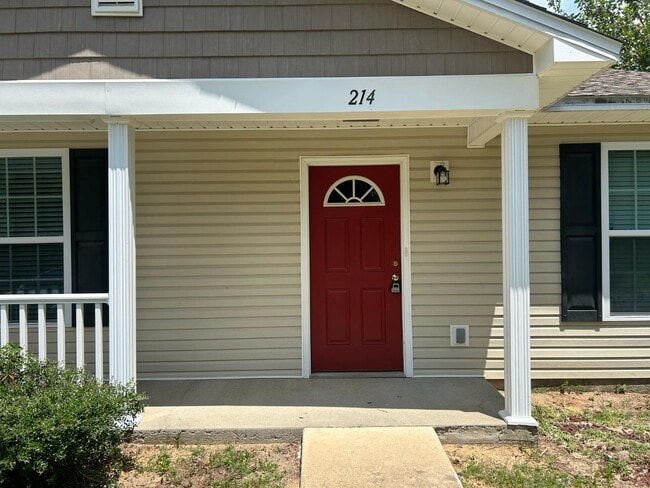 Building Photo - 214 Emerald Ave