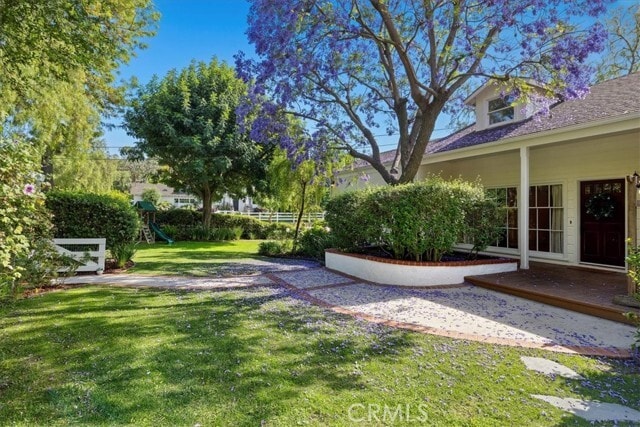 Primary Photo - 11 Dapplegray Ln