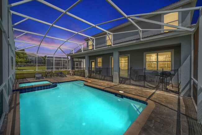 Building Photo - 9032 Stinger Dr