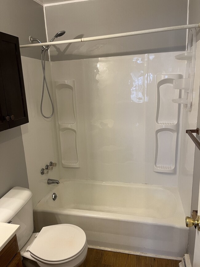 Building Photo - 2424 Van Buren Ave