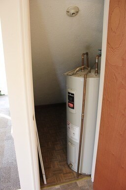 Building Photo - 2 Bedroom Townhouse for Rent in Bridgewater