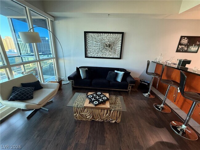 Building Photo - 4525 Dean Martin Dr