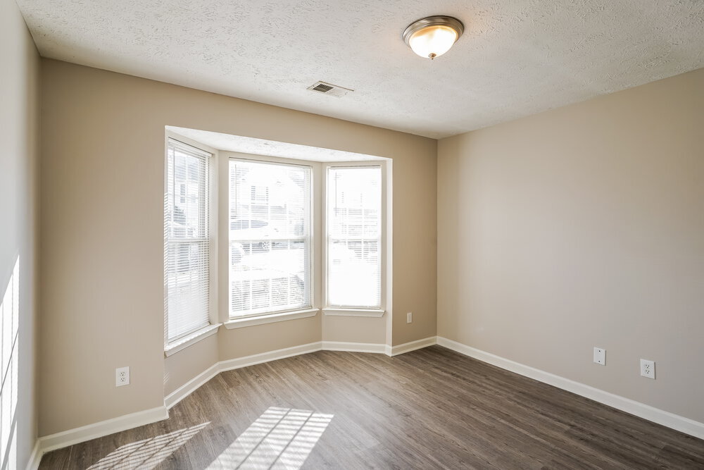 Building Photo - 2633 River Meade Way