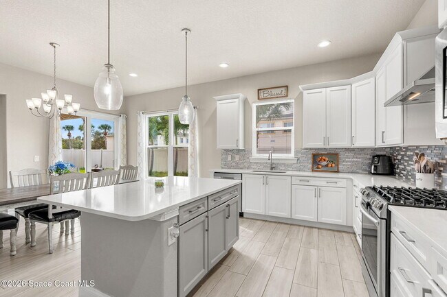 Building Photo - 4065 Negal Cir