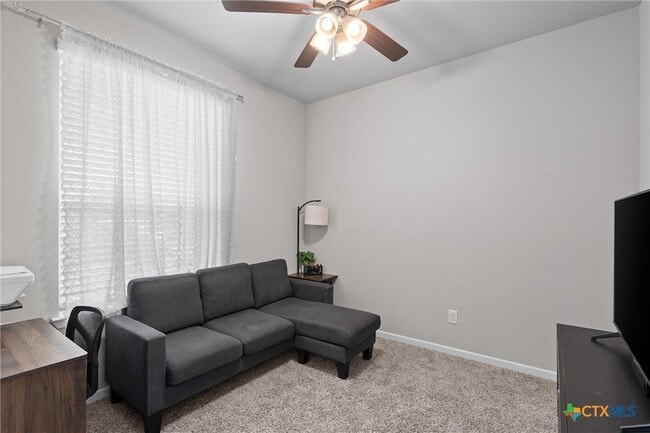 Building Photo - 1913 Zabcikville Dr