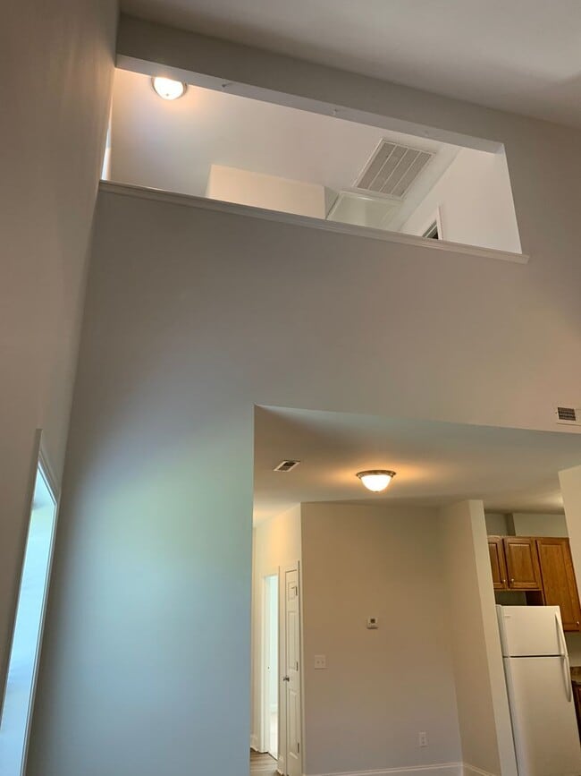 Building Photo - 3 Bedroom 2 Bath Townhome in Pleasant Grov...