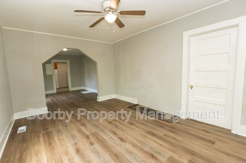 Building Photo - 2417 13th Ave