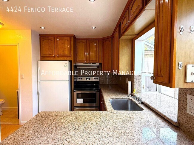 Building Photo - 4424 Fenico Terrace