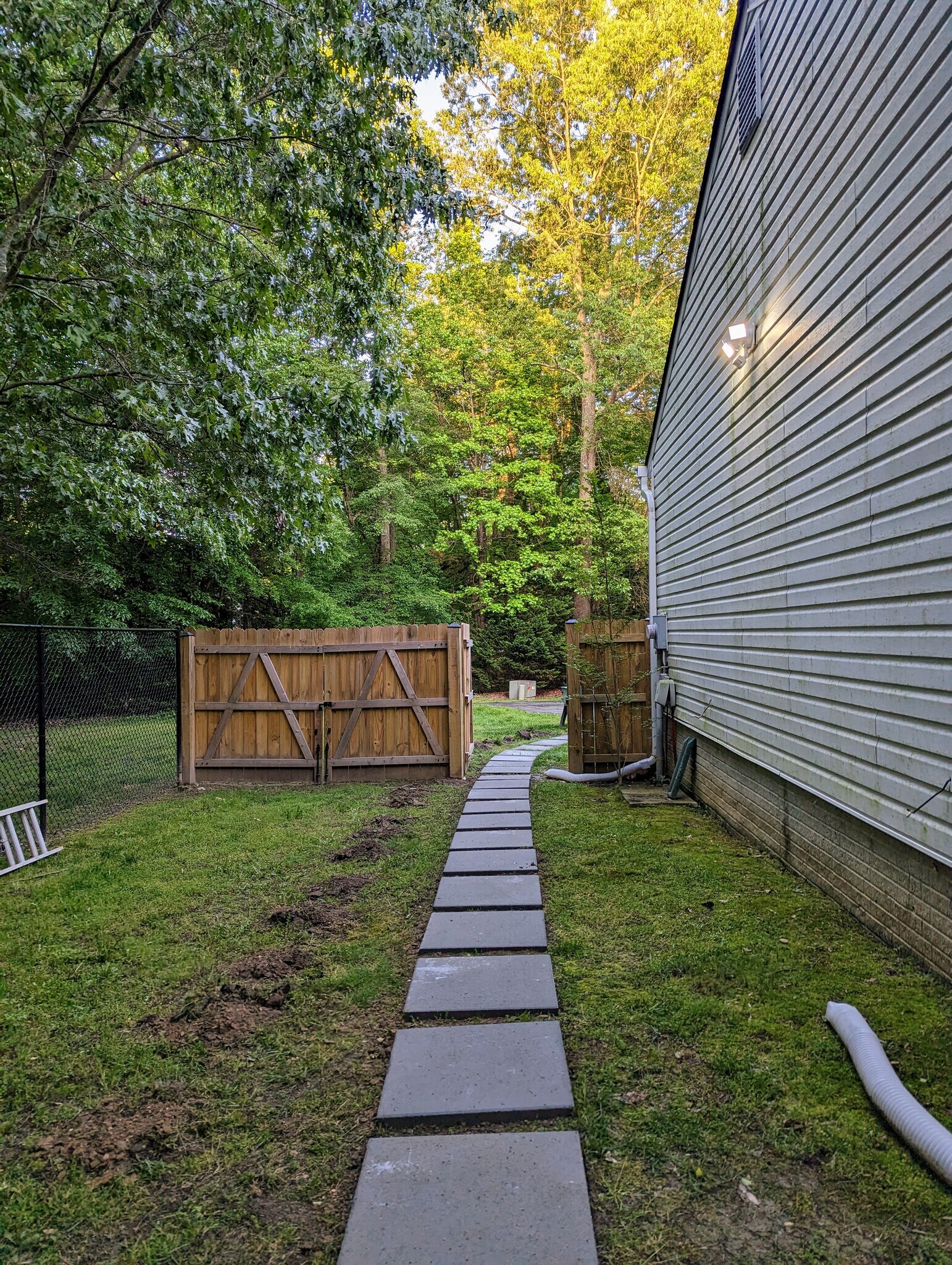 Building Photo - 3995 Lee Ln