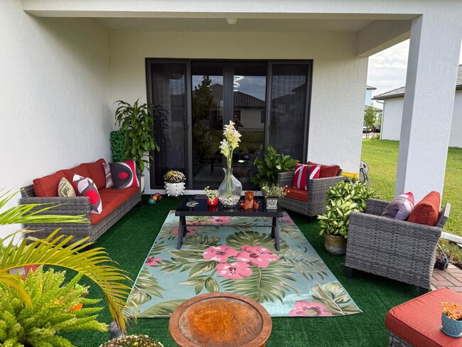 Building Photo - 5227 Nevola Ave
