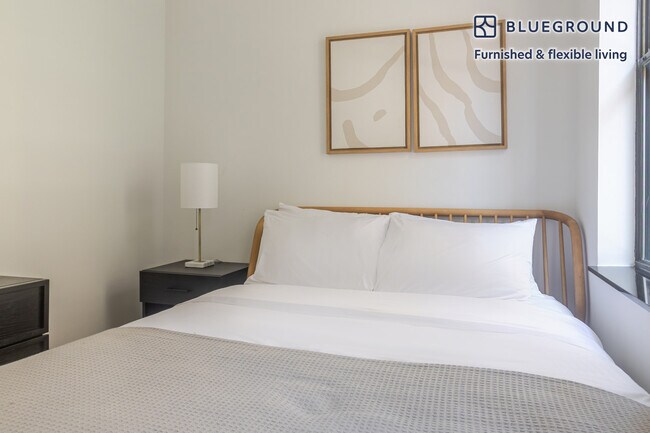 Building Photo - 103 Mosco St