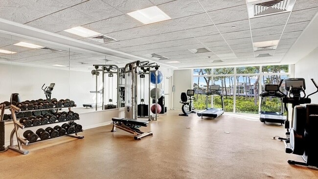 Building Photo - 3200 S Ocean Blvd