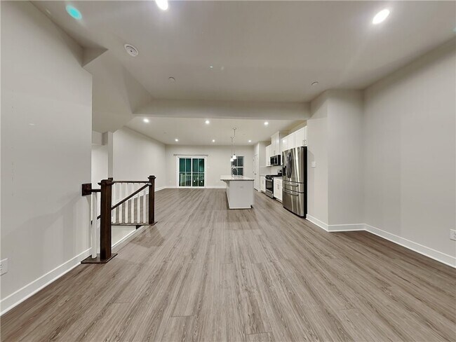 Building Photo - 4608 Spruce Rd