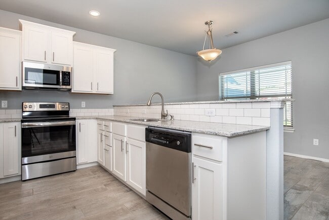 Building Photo - 1312 N Corsica Dr