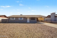 Building Photo - 1319 W Tulip Pl