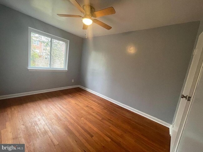 Building Photo - 5028 Roseld Ct