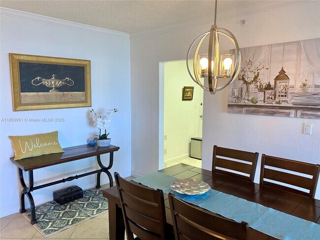 Building Photo - 2501 S Ocean Dr