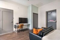 Building Photo - 781 Spring St