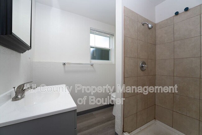Building Photo - 1542 Lamplighter Dr