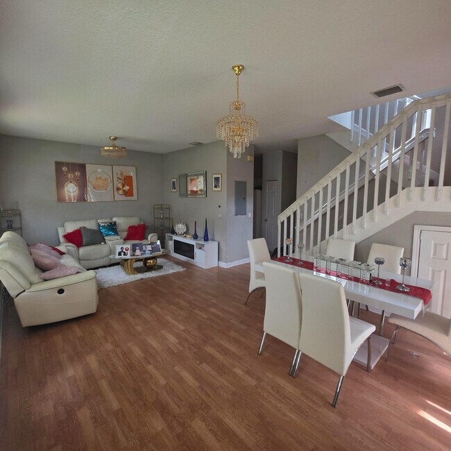 Building Photo - 1309 N Santa Catalina Cir