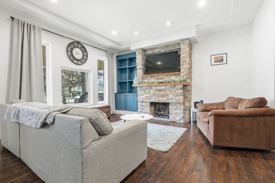 Building Photo - 2130 N Delaware St