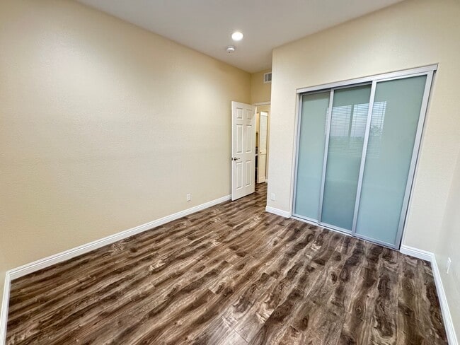 Building Photo - Immaculate 3Bd/2.5Ba Home in Foothill Ranch w/Community Pool, Water Softener and Amazing Location!